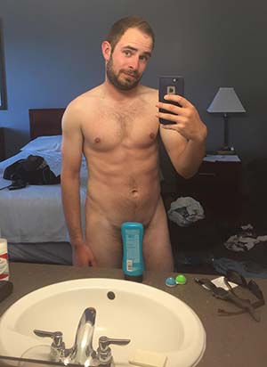 Jeune gay cherche plaisirs sur Montpellier