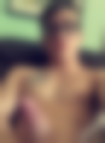 Twink salope en manque de cul sur Paris