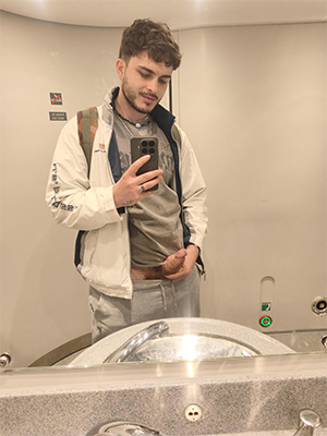 Dick selfie d'un keum 23 ans de Tarbes