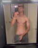 Breton de 26 ans flashe sa teub raide