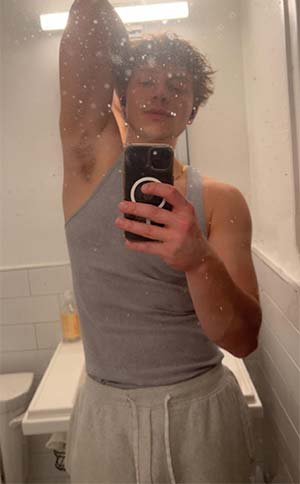 Effeuillage d&rsquo;un jeune gay de Sannois 95110