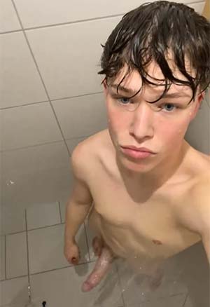 Gay twink 19 ans sur Grande-Synthe 59760