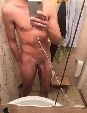 Homo 25 ans ch aventure sans attache sur Rennes 35200